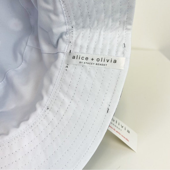 NWT Alice + Olivia Reversible Daisy Print Bucket Hat - Picture 6 of 6